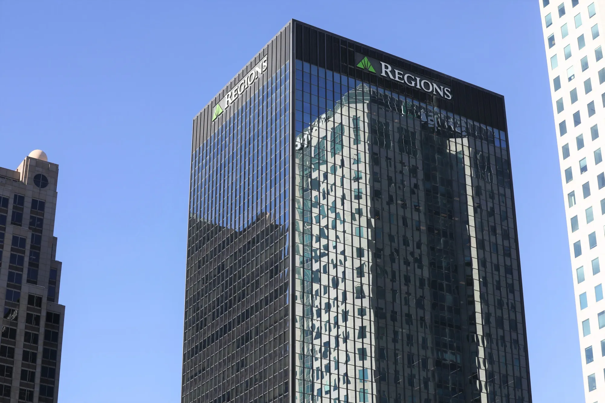 Regions Financial Corp. Acquires Frazer Lanier to Bolster Municipal Finance